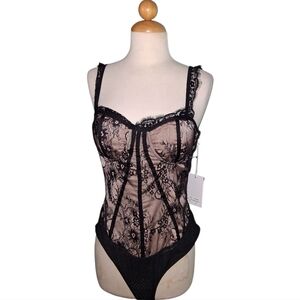 NWT Rosevelvet Lace Bodysuit – Medium | Black & Nude Underwire Lingerie